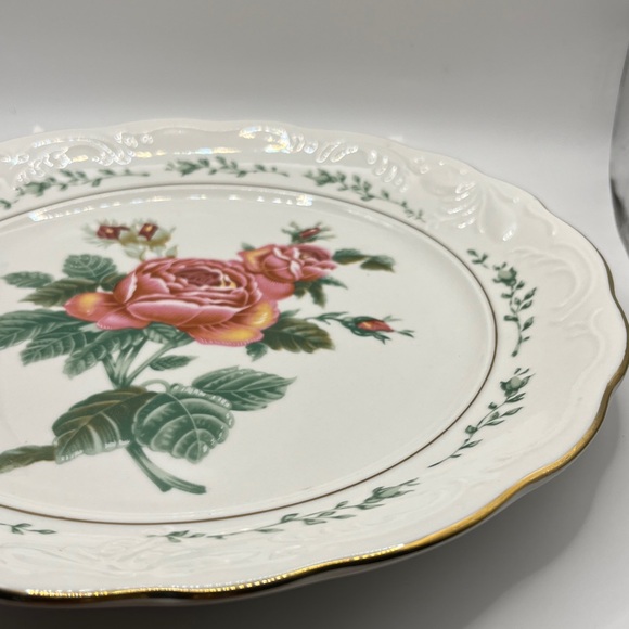Gibson Housewares China Victorian Rose Retired Floral Dinner Plate 10in. - Picture 6 of 8
